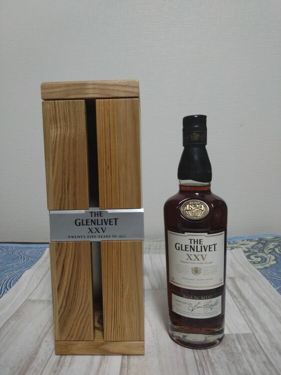 グレンリベット25年（お酒）の商品画像 - 査定依頼日：2025年9月1日 - 最高査定価格：40,000円