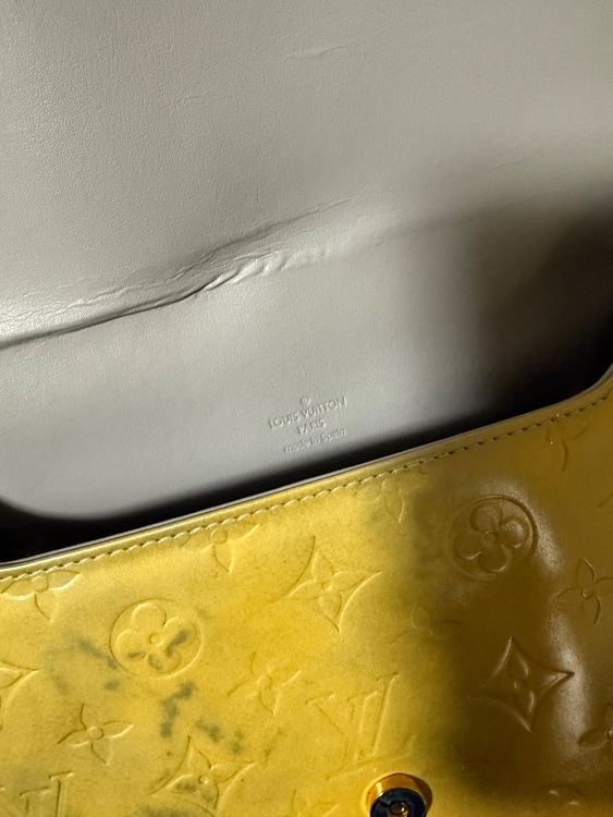 トンプソン ストリート （ブランドバッグ）の商品画像 - 査定依頼日：2025年8月15日 - 最高査定価格：15,000円