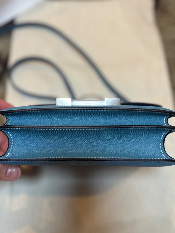 コンスタンスミニ（ブランドバッグ）の商品画像 - 査定依頼日：2026年4月1日 - 最高査定価格：1,600,000円