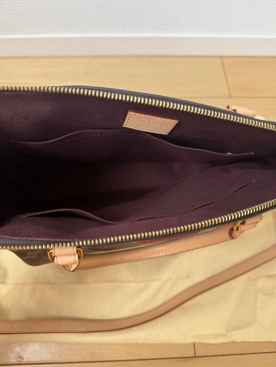 ルイヴィトン モノグラム （ブランドバッグ）の商品画像 - 査定依頼日：2025年1月5日 - 最高査定価格：150,000円