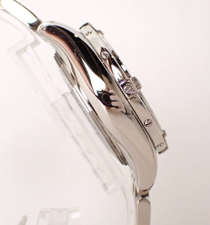 クロノコックピットホワイトシェル文字盤（高級時計）の商品画像 - 査定依頼日：2025年3月7日 - 最高査定価格：145,000円