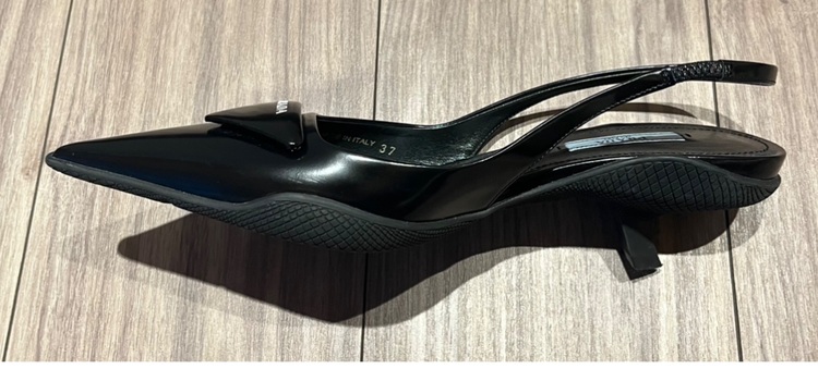 サンダル（古着・ファッション）の商品画像 - 査定依頼日：2025年8月25日 - 最高査定価格：35,000円