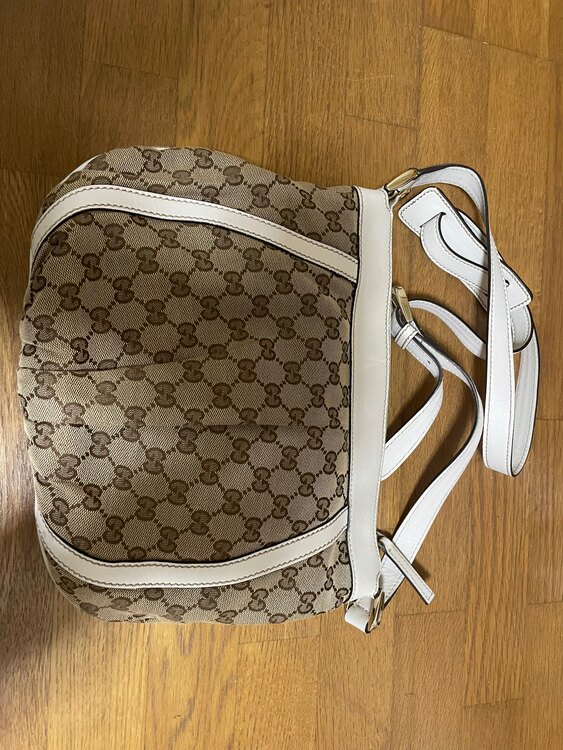 グッチ  （ブランドバッグ）の商品画像 - 査定依頼日：2025年1月26日 - 最高査定価格：12,000円