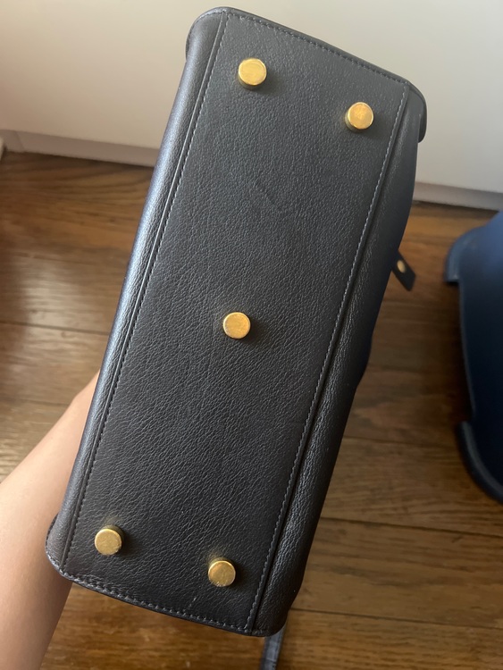 イブサンローラン  （ブランドバッグ）の商品画像 - 査定依頼日：2025年6月6日 - 最高査定価格：100,000円