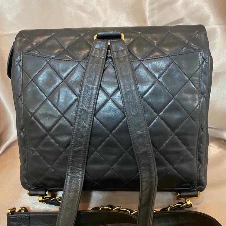 シャネル　ラムスキン  チェーンリュック（ブランドバッグ）の商品画像 - 査定依頼日：2025年6月8日 - 最高査定価格：230,000円