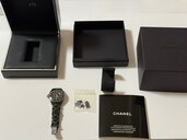 シャネル J12 H162（高級時計）の商品画像 - 査定依頼日：2024年12月22日 - 最高査定価格：400,000円