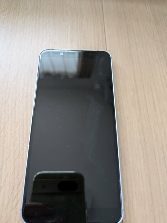 AQUOS AQUOS sense3 【SIMフリー】AQUOS sense3 SH-M12 国内版（スマホ）の商品画像 - 査定依頼日：2026年8月29日 - 最高査定価格：2,500円
