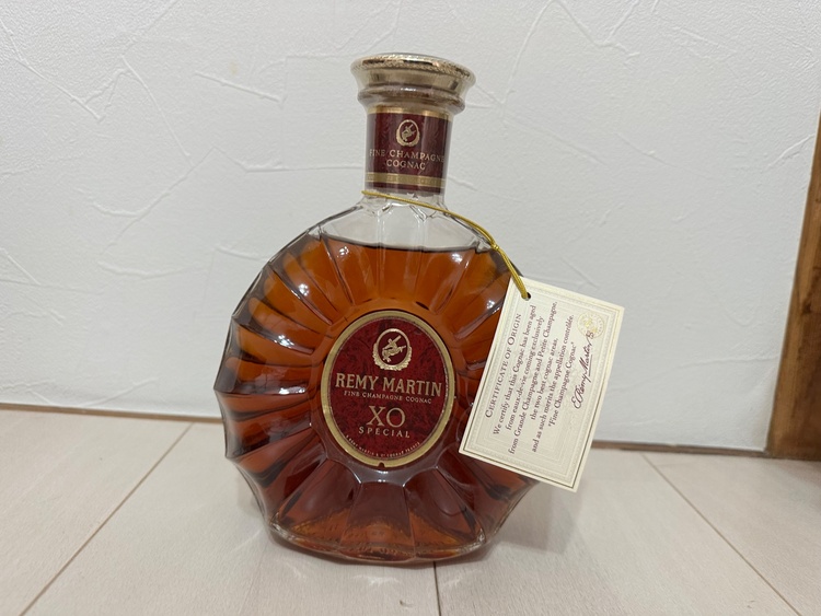 XO（お酒）の商品画像 - 査定依頼日：2026年3月21日 - 最高査定価格：8,200円