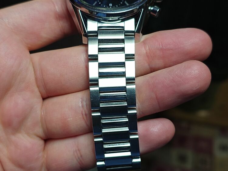 タグホイヤー カレラ （高級時計）の商品画像 - 査定依頼日：2025年8月24日 - 最高査定価格：250,000円