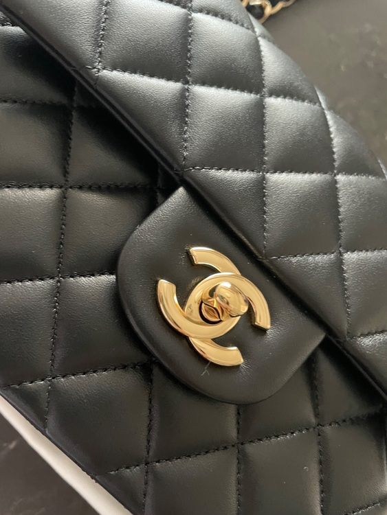 シャネル マトラッセ （ブランドバッグ）の商品画像 - 査定依頼日：2025年8月31日 - 最高査定価格：650,000円