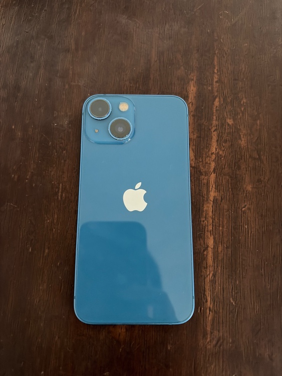 iPhone 13 mini 128GB SIMフリー（スマホ）の商品画像 - 査定依頼日：2026年3月5日 - 最高査定価格：27,000円