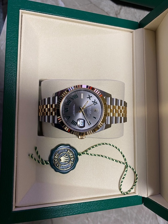 デイトジャスト41 126331（高級時計）の商品画像 - 査定依頼日：2025年6月18日 - 最高査定価格：2,530,000円