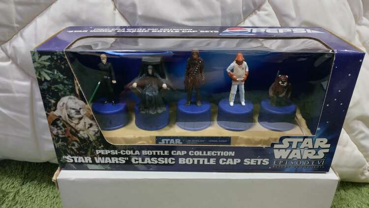 スターウォーズ クラシック・ボトルキャップ（フィギュア・プラモデル）の商品画像 - 査定依頼日：2023年12月20日
