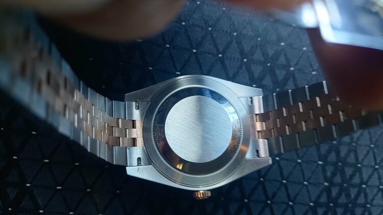 ロレックス デイトジャスト 126331（高級時計）の商品画像 - 査定依頼日：2026年1月5日 - 最高査定価格：3,070,000円