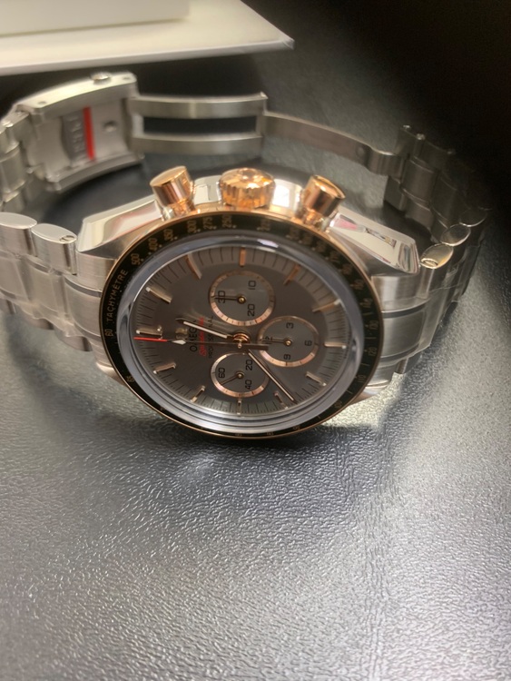 スピードマスターオリンピック限定（高級時計）の商品画像 - 査定依頼日：2025年7月2日 - 最高査定価格：900,000円