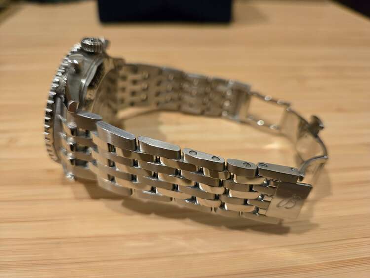 ブライトリング ナビタイマー AB0138241C1P1A（高級時計）の商品画像 - 査定依頼日：2025年3月23日 - 最高査定価格：800,000円