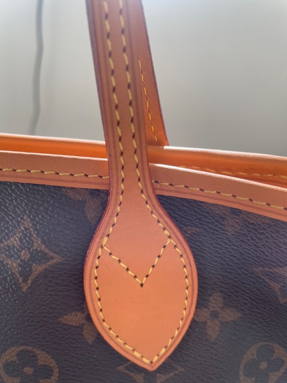 ルイヴィトン モノグラム （ブランドバッグ）の商品画像 - 査定依頼日：2026年4月15日 - 最高査定価格：100,000円