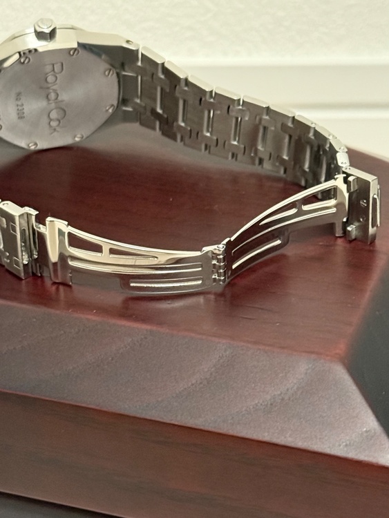 15000ST.OO.0789ST.07（高級時計）の商品画像 - 査定依頼日：2026年2月22日 - 最高査定価格：3,400,000円