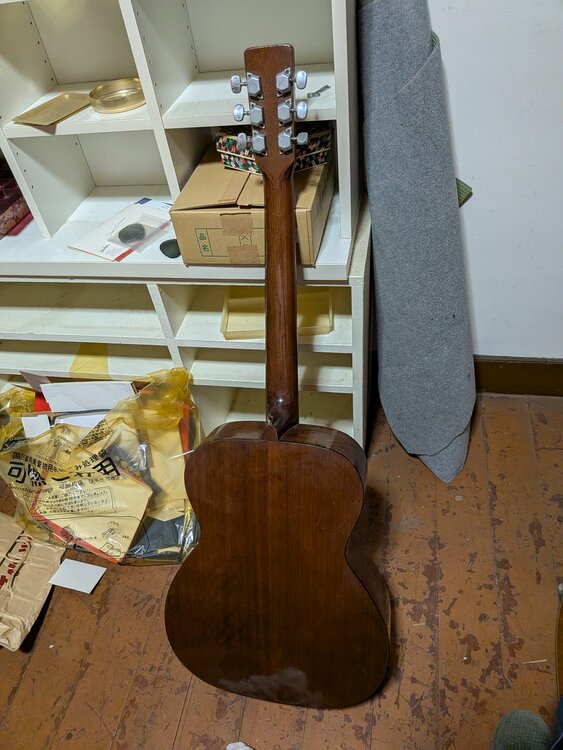 アコースティックギター多分、1972年モデル（ピアノ・楽器・PA機材）の商品画像 - 査定依頼日：2026年2月9日 - 最高査定価格：180,000円