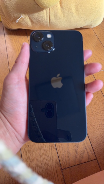 iPhone iPhone 13 128GB au（スマホ）の商品画像 - 査定依頼日：2026年6月3日 - 最高査定価格：29,000円