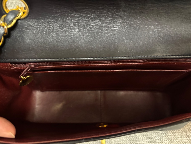 シャネル ダイアナ マトラッセ シングルフラップ（ブランドバッグ）の商品画像 - 査定依頼日：2026年5月11日 - 最高査定価格：580,000円