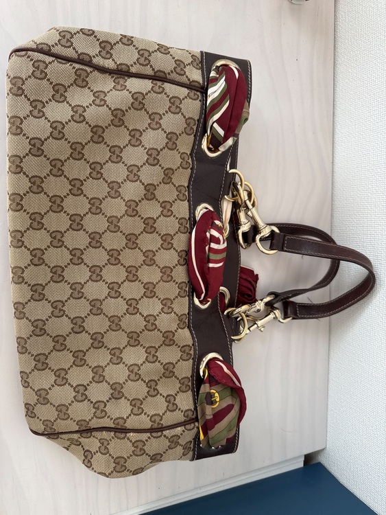 トートバッグ（ブランドバッグ）の商品画像 - 査定依頼日：2025年8月22日 - 最高査定価格：27,000円