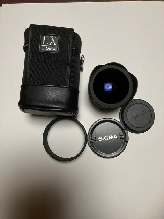 シグマフィッシュアイ15mm/2.8（カメラ）の商品画像 - 査定依頼日：2026年9月25日 - 最高査定価格：12,100円