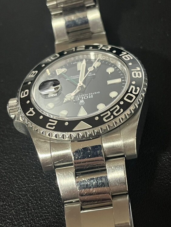 ロレックス GMTマスター 116710Ln（高級時計）の商品画像 - 査定依頼日：2025年3月2日 - 最高査定価格：1,800,000円