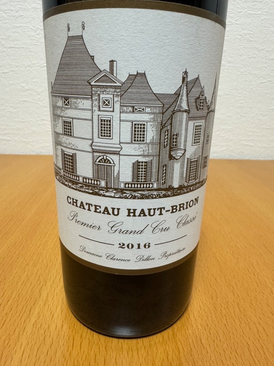 シャトーオーブリオン2016（お酒）の商品画像 - 査定依頼日：2025年8月19日 - 最高査定価格：50,000円