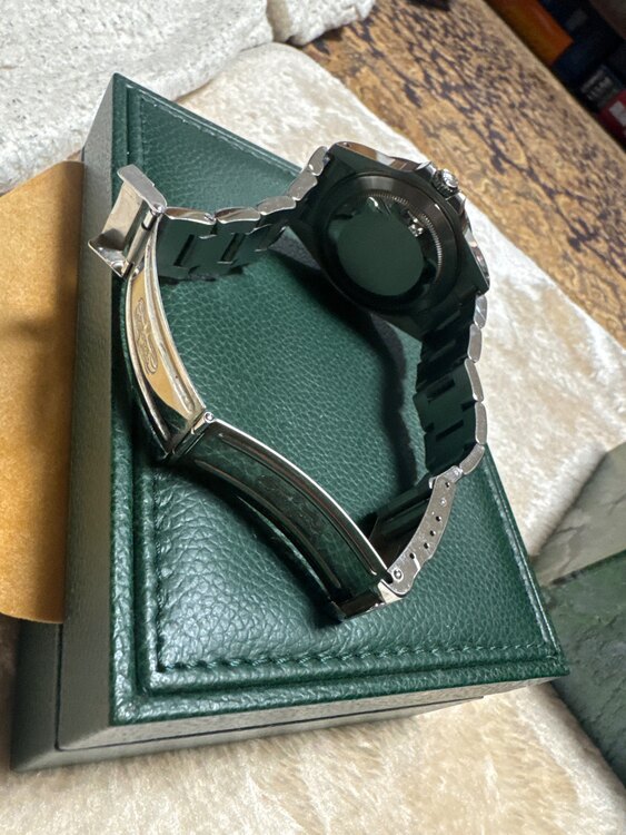 ロレックス エクスプローラー 3080825（高級時計）の商品画像 - 査定依頼日：2025年2月1日 - 最高査定価格：1,050,000円