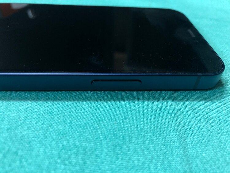 iPhone 12 mini 128GB au（スマホ）の商品画像 - 査定依頼日：2025年5月10日 - 最高査定価格：25,000円