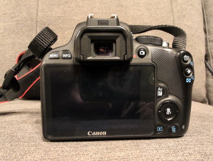 Eos Kiss X7（カメラ）の商品画像 - 査定依頼日：2026年6月16日 - 最高査定価格：20,000円