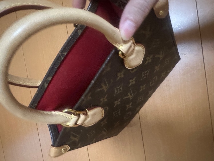 ルイヴィトン モノグラム （ブランドバッグ）の商品画像 - 査定依頼日：2025年9月16日 - 最高査定価格：210,000円