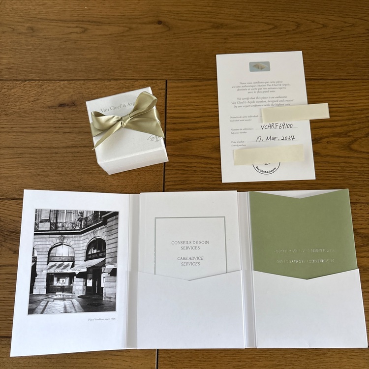 ヴァンクリーフ&アーペルネックレス（金・貴金属）の商品画像 - 査定依頼日：2025年9月12日 - 最高査定価格：210,000円