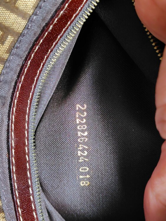 FENDI マンマバゲット ズッカピッコロ エナメル（ブランドバッグ）の商品画像 - 査定依頼日：2026年9月21日 - 最高査定価格：70,000円