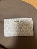 JET SET TRAVEL ビルフォールド ジップ コンパクトウォレット ミデ（ブランド財布・小物）の商品画像 - 査定依頼日：2026年5月26日 - 最高査定価格：8,000円