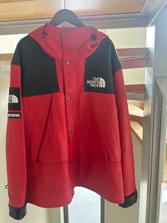 SUPREME ✖️THE NORTH FACE レザーマウンテンパーカー（古着・ファッション）の商品画像 - 査定依頼日：2026年2月7日 - 最高査定価格：70,000円