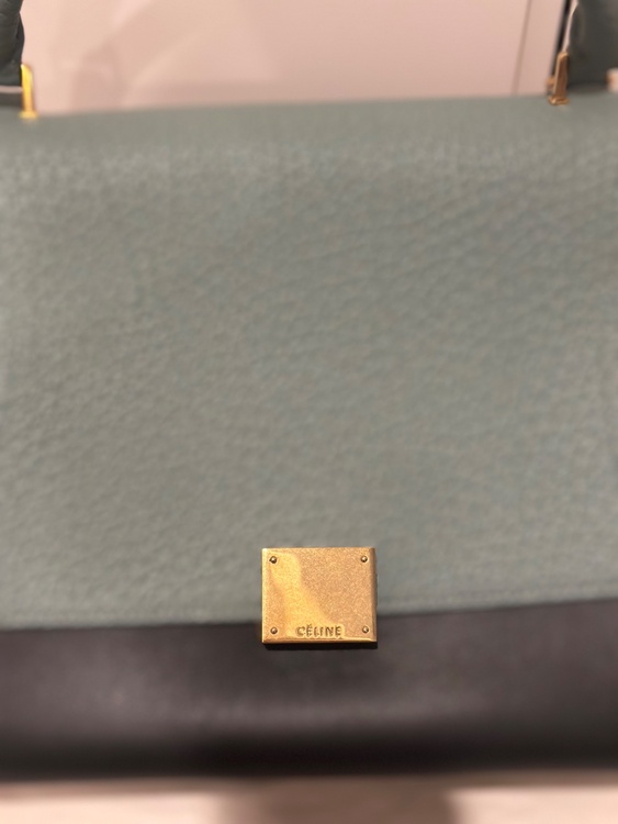 celine トラペーズ（ブランドバッグ）の商品画像 - 査定依頼日：2026年7月1日 - 最高査定価格：70,000円
