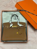 エルメス バーキン （ブランドバッグ）の商品画像 - 査定依頼日：2025年3月30日 - 最高査定価格：3,200,000円