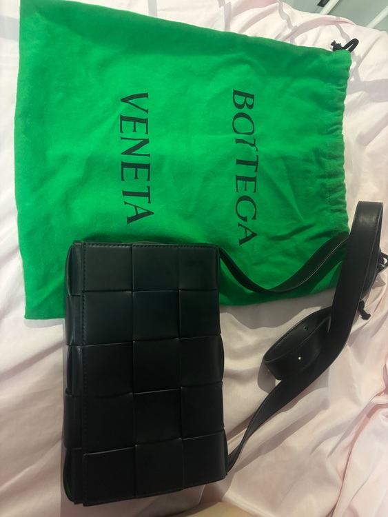 ボッテガ・ヴェネタ  （ブランドバッグ）の商品画像 - 査定依頼日：2025年10月31日 - 最高査定価格：170,000円