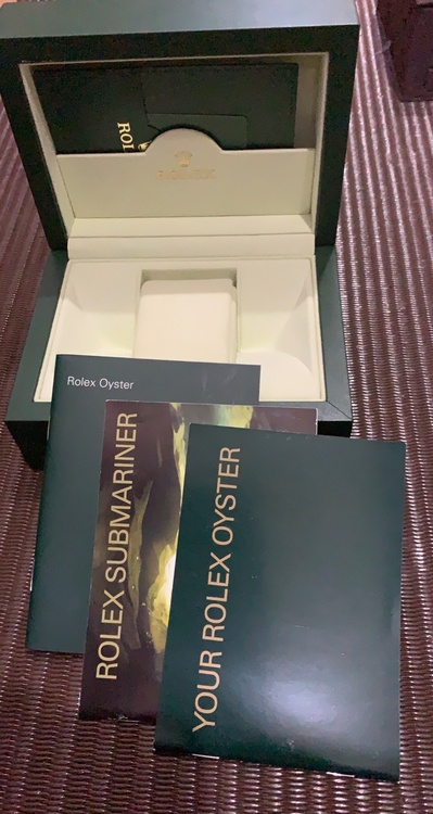 サブマリーナ　グリーンベゼル（高級時計）の商品画像 - 査定依頼日：2026年3月18日 - 最高査定価格：2,000,000円