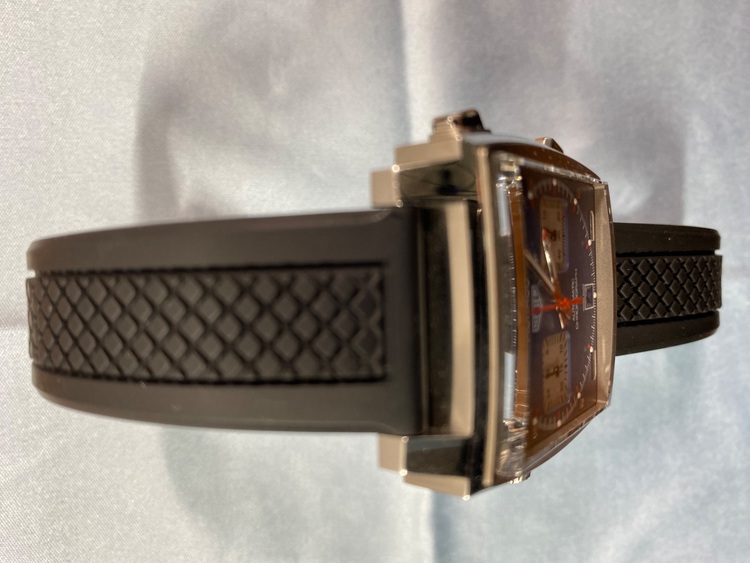 タグホイヤー モナコ （高級時計）の商品画像 - 査定依頼日：2025年10月17日 - 最高査定価格：600,000円