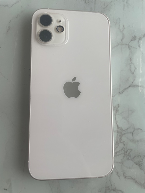 iPhone 12 128GB SIMフリー（スマホ）の商品画像 - 査定依頼日：2025年8月16日 - 最高査定価格：32,000円