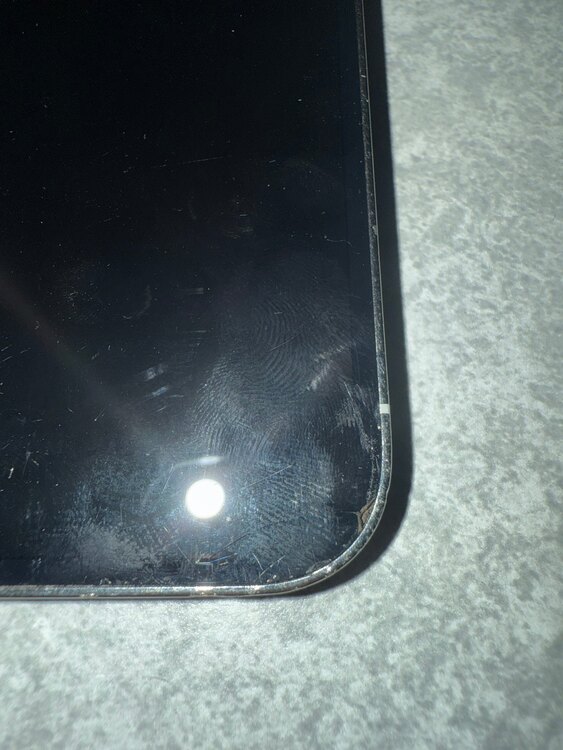 iPhone 12 Pro Max 256GB docomo（スマホ）の商品画像 - 査定依頼日：2025年4月9日 - 最高査定価格：20,000円