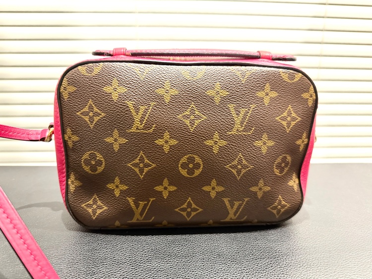 サントンジュ（ブランドバッグ）の商品画像 - 査定依頼日：2025年12月19日 - 最高査定価格：120,000円