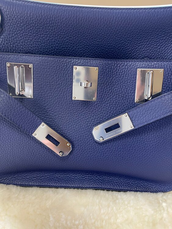 ジプシエール28（ブランドバッグ）の商品画像 - 査定依頼日：2025年3月8日 - 最高査定価格：500,000円