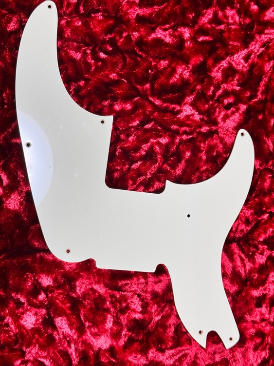 American Vintage II 1954 Precision Bass®（ピアノ・楽器・PA機材）の商品画像 - 査定依頼日：2025年10月14日 - 最高査定価格：173,000円