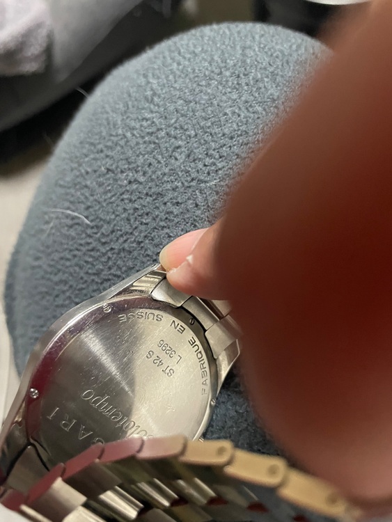 ブルガリ その他 st42r（高級時計）の商品画像 - 査定依頼日：2025年11月28日 - 最高査定価格：30,000円