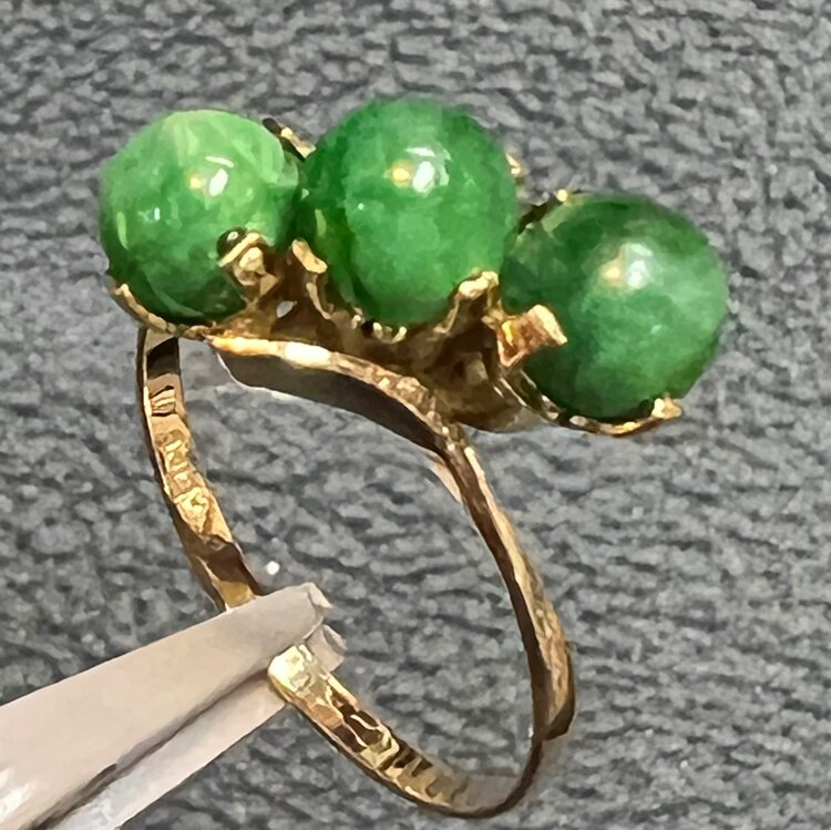 石が付いた指輪（宝石）の商品画像 - 査定依頼日：2025年2月23日 - 最高査定価格：10,000円