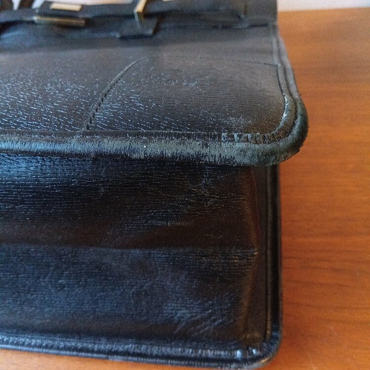 グッチ  （ブランドバッグ）の商品画像 - 査定依頼日：2026年1月11日 - 最高査定価格：30,000円